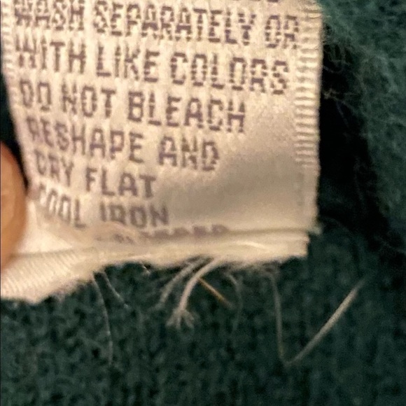 Vintage Womens M 100% Wool Sweater Cardigan Evergreen Button Up With Pockets - Picture 9 of 12